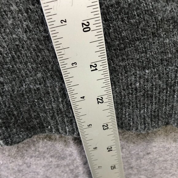 Abercrombie & Fitch Holiday Sweater Womens XS/S Gray Crewneck Love Sequin Wool - Picture 6 of 7